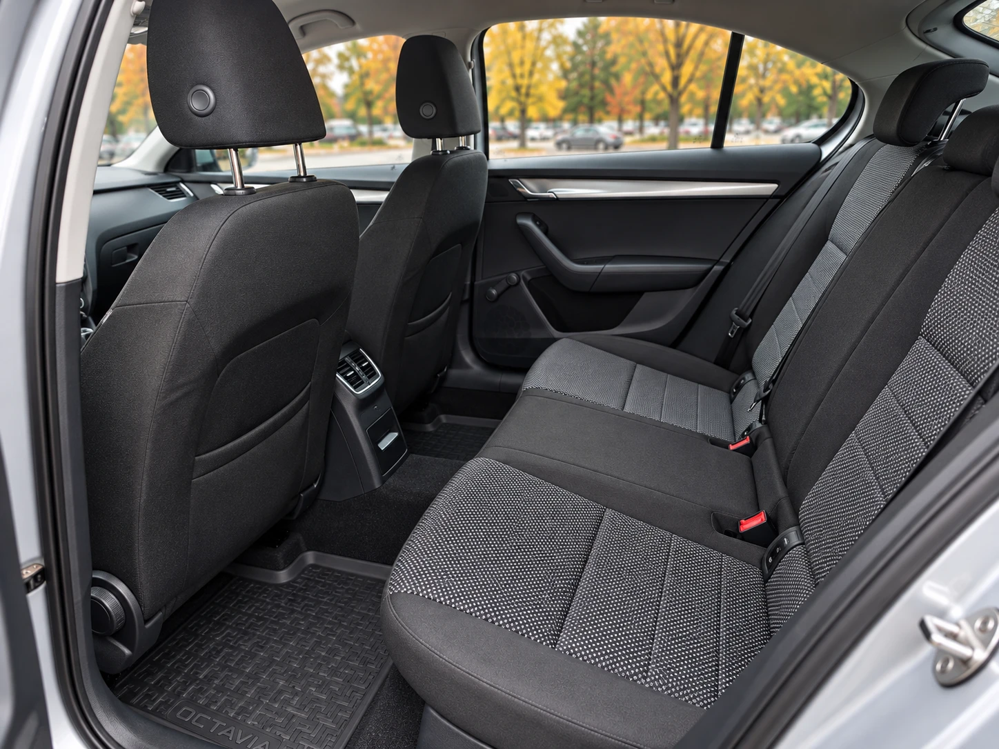 Skoda Octavia, снимка 13 - Автомобили и джипове - 56746461