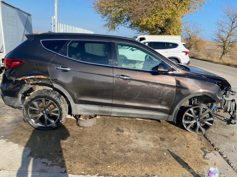 Hyundai Santa fe 2.2 CRDI на части, снимка 3 - Автомобили и джипове - 38527655