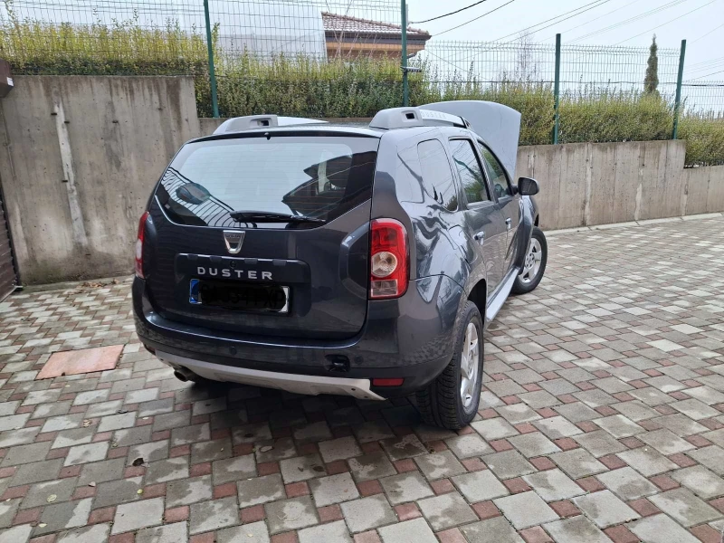 Dacia Duster, снимка 2 - Автомобили и джипове - 48268718