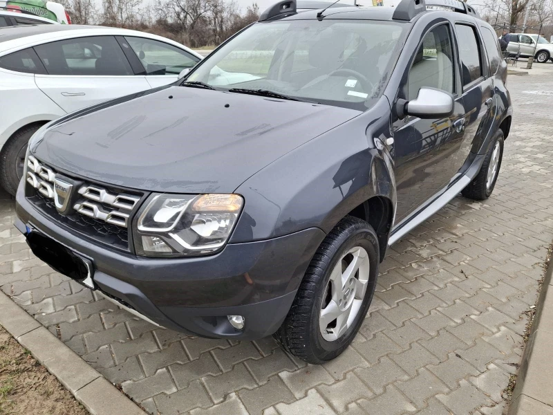 Dacia Duster, снимка 12 - Автомобили и джипове - 48268718