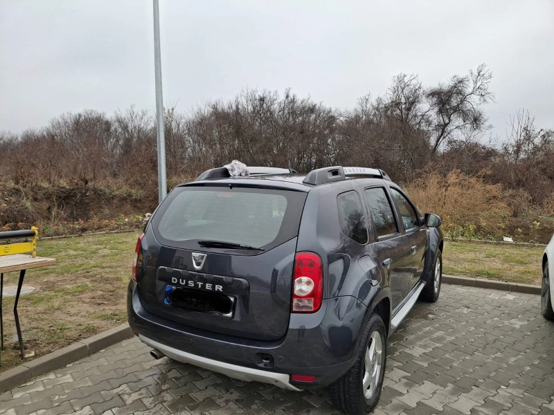 Dacia Duster, снимка 16 - Автомобили и джипове - 48268718