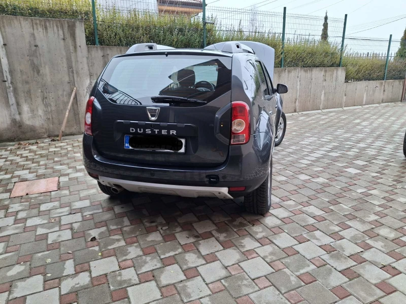 Dacia Duster, снимка 3 - Автомобили и джипове - 48268718