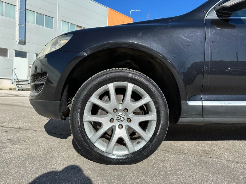 VW Touareg 3.0d 239 к.с., снимка 8 - Автомобили и джипове - 49587226