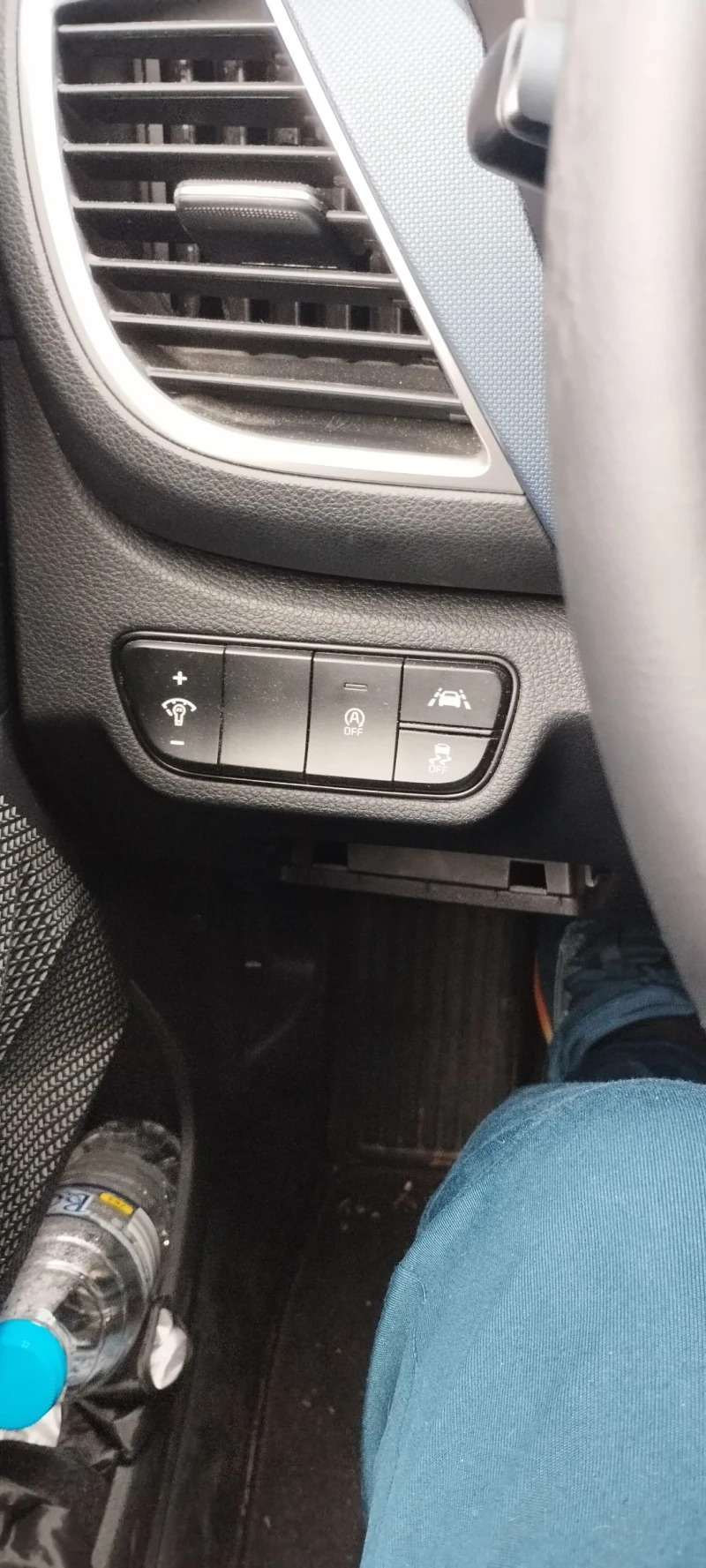 Kia Seltos SUV, снимка 15 - Автомобили и джипове - 52368695