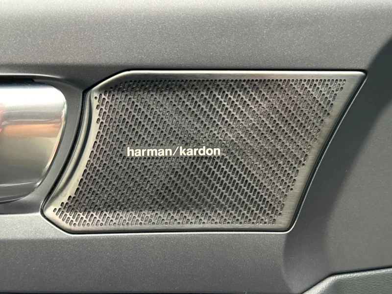 Volvo XC40 Inscription, снимка 17 - Автомобили и джипове - 52293229