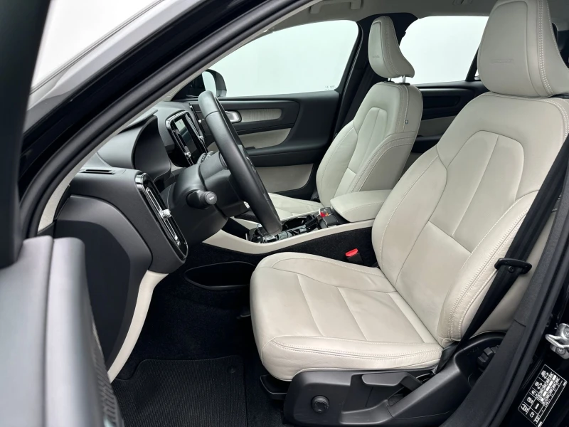 Volvo XC40 Inscription, снимка 6 - Автомобили и джипове - 52293229