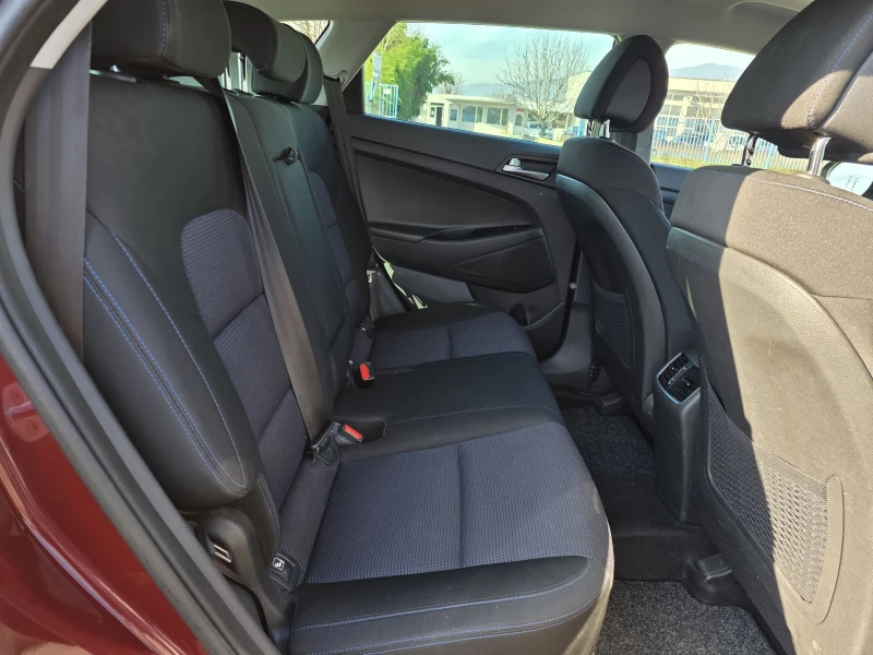 Hyundai Tucson 2.0CRDI EURO6, снимка 12 - Автомобили и джипове - 52259289