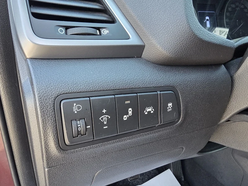 Hyundai Tucson 2.0CRDI EURO6, снимка 14 - Автомобили и джипове - 52259289