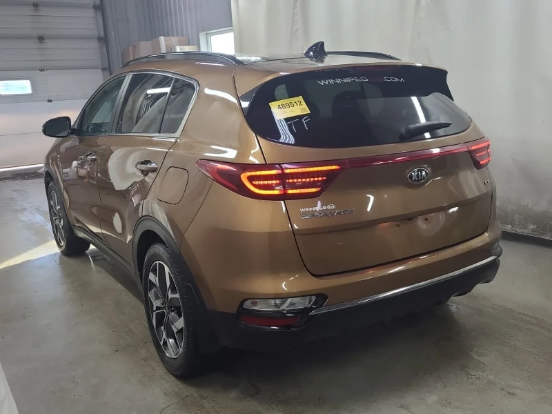 Kia Sportage EX* Камера* Пано* Подгрев, снимка 5 - Автомобили и джипове - 52317254