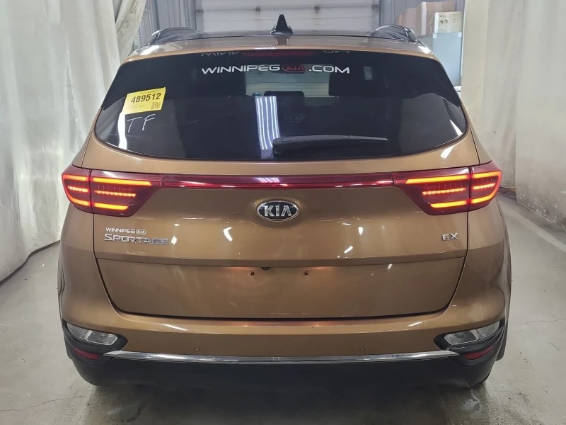 Kia Sportage EX* Камера* Пано* Подгрев, снимка 6 - Автомобили и джипове - 52317254