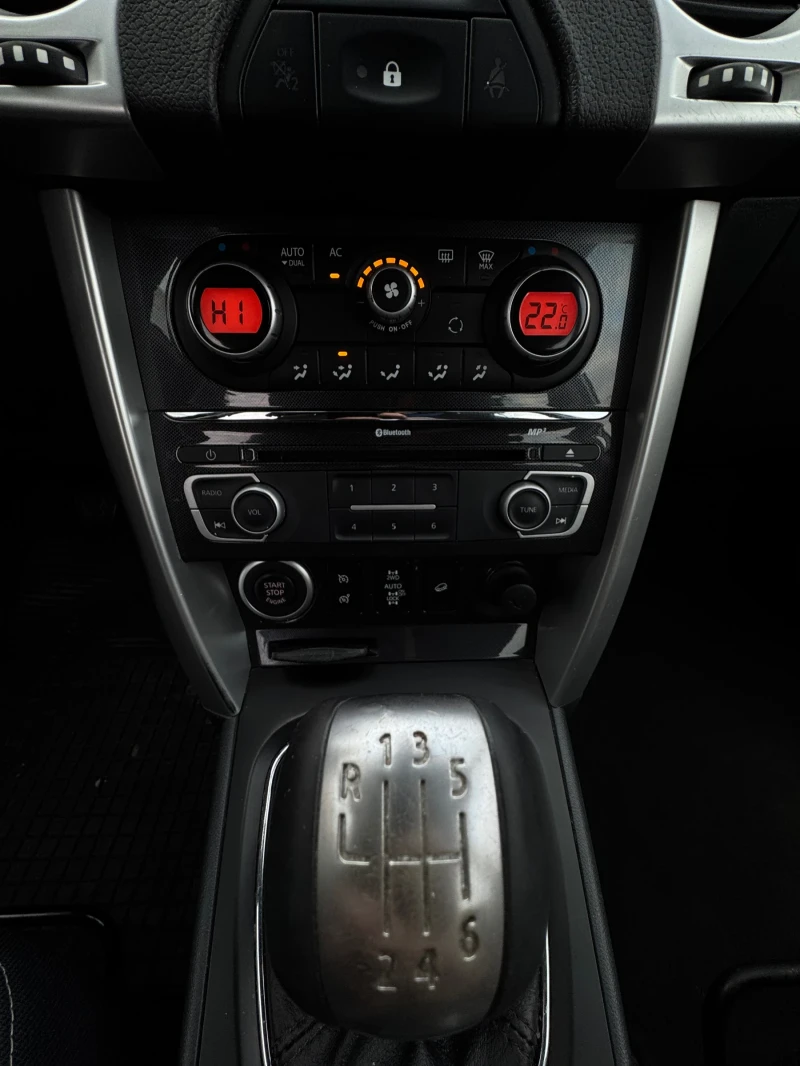 Renault Koleos 2.5 16V SWISS, снимка 11 - Автомобили и джипове - 52877966