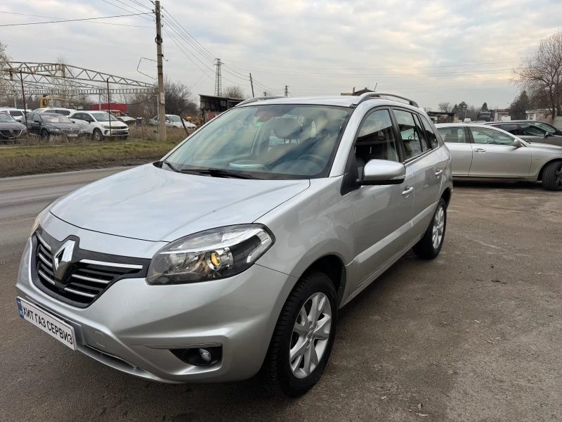 Renault Koleos 2.5 16V SWISS, снимка 3 - Автомобили и джипове - 52877966