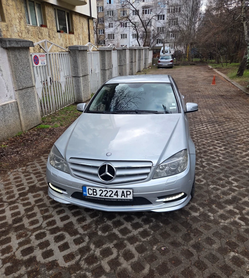 Mercedes-Benz 250 4 matic, снимка 2 - Автомобили и джипове - 53105405