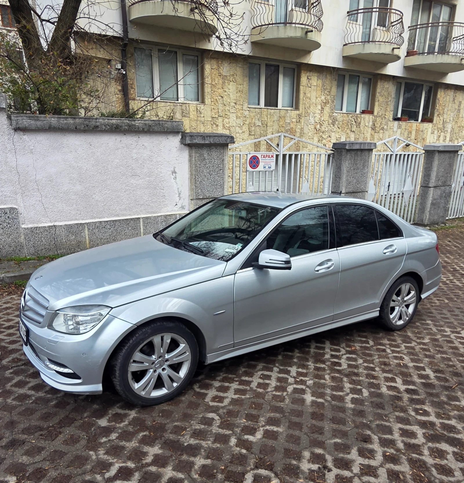 Mercedes-Benz 250 4 matic, снимка 1