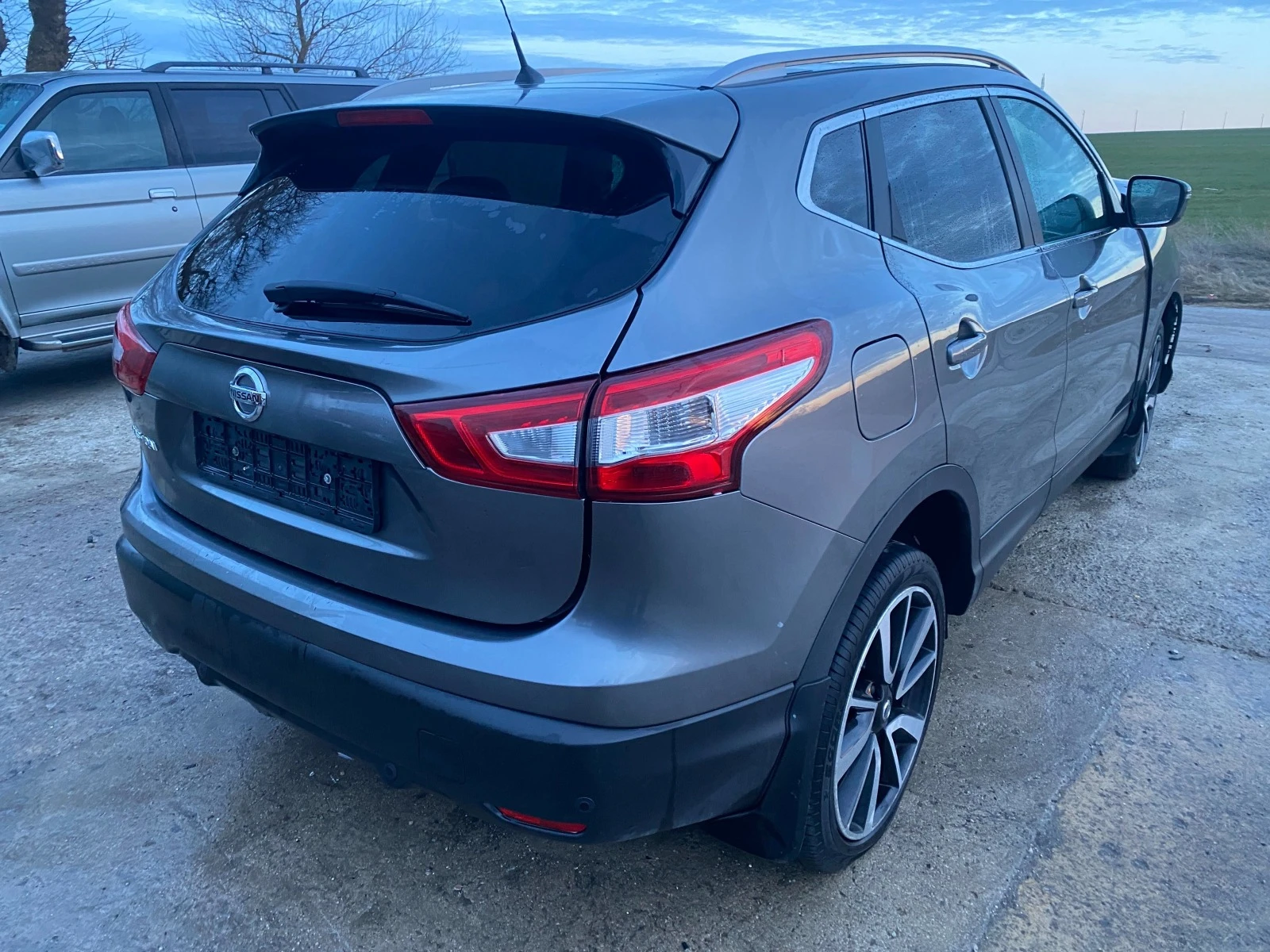 Nissan Qashqai 1.6 DIG-T - изображение 5