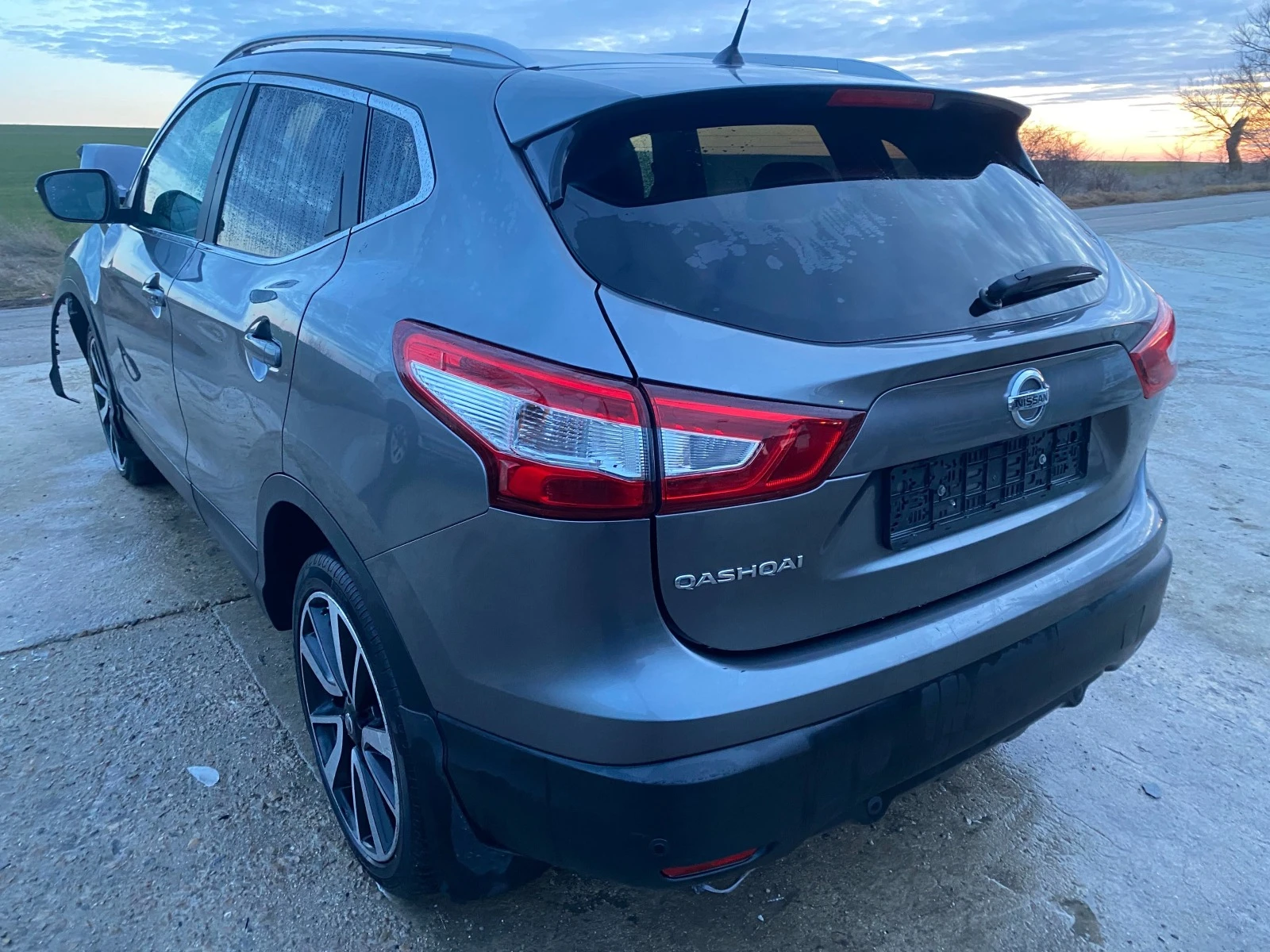 Nissan Qashqai 1.6 DIG-T - изображение 6