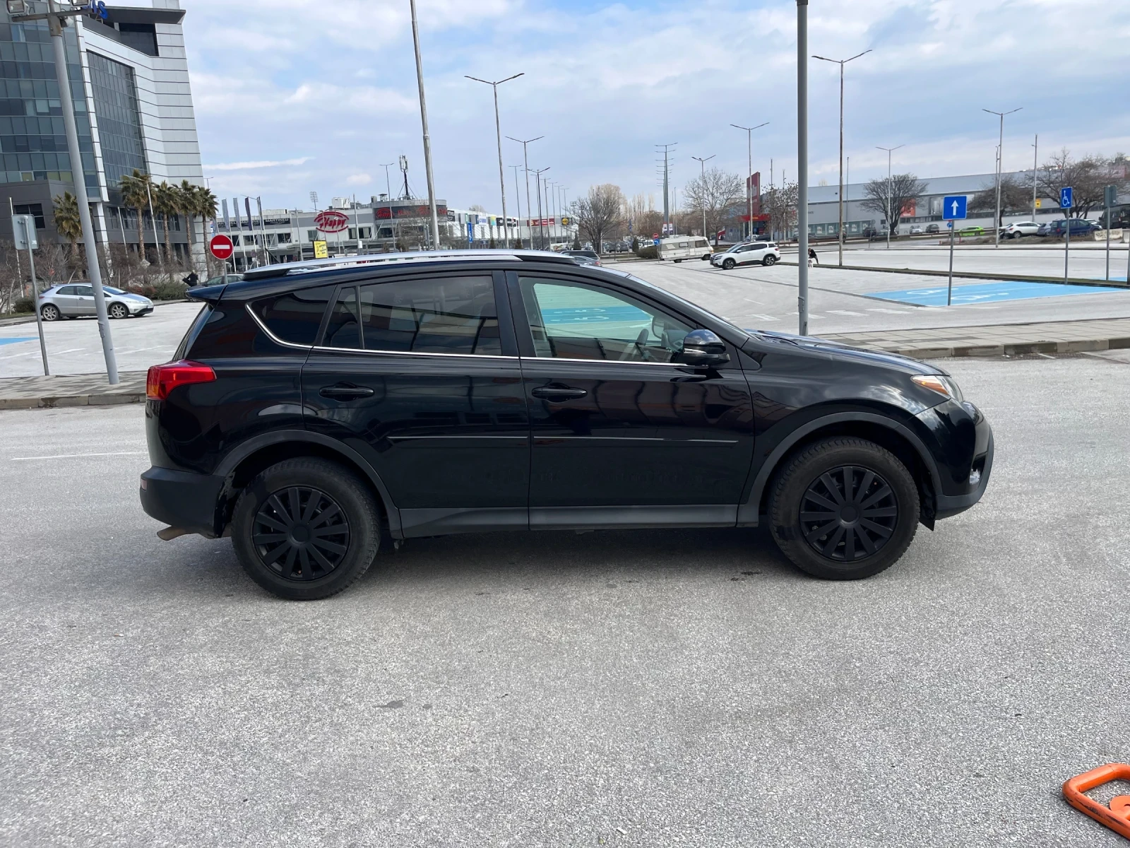 Toyota Rav4 XLE/AWD/2, 5/автомат/4х4 - изображение 2