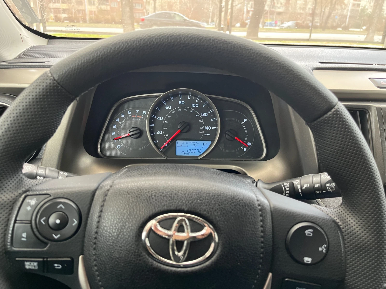 Toyota Rav4 XLE/AWD/2, 5/автомат/4х4 - изображение 5