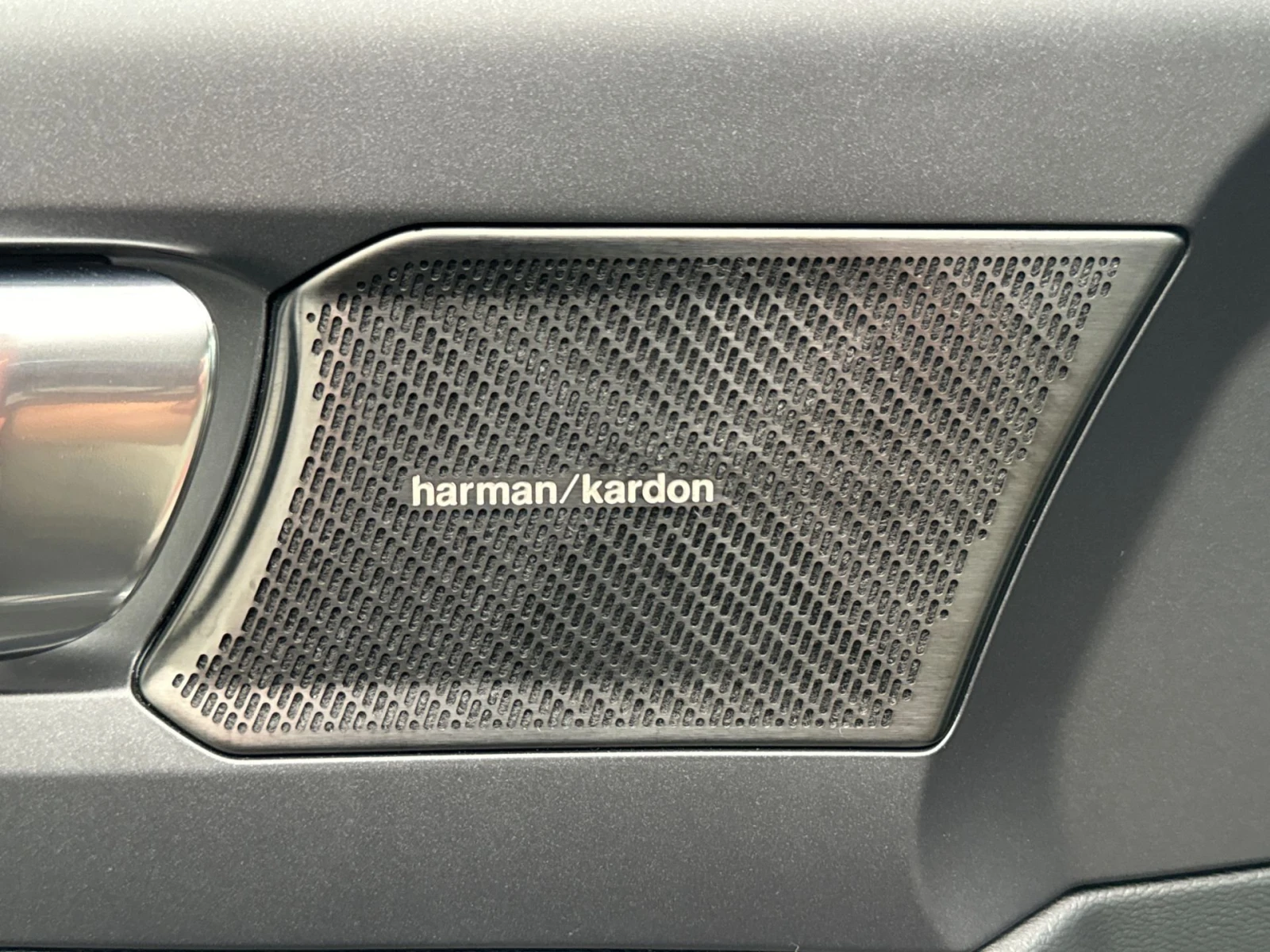 Volvo XC40 Inscription, снимка 17 - Автомобили и джипове - 53829561