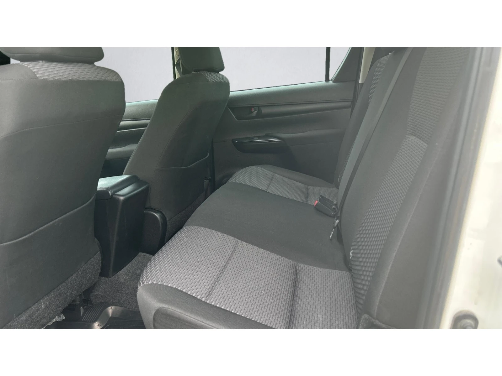 Toyota Hilux    600 . | Mobile.bg   11