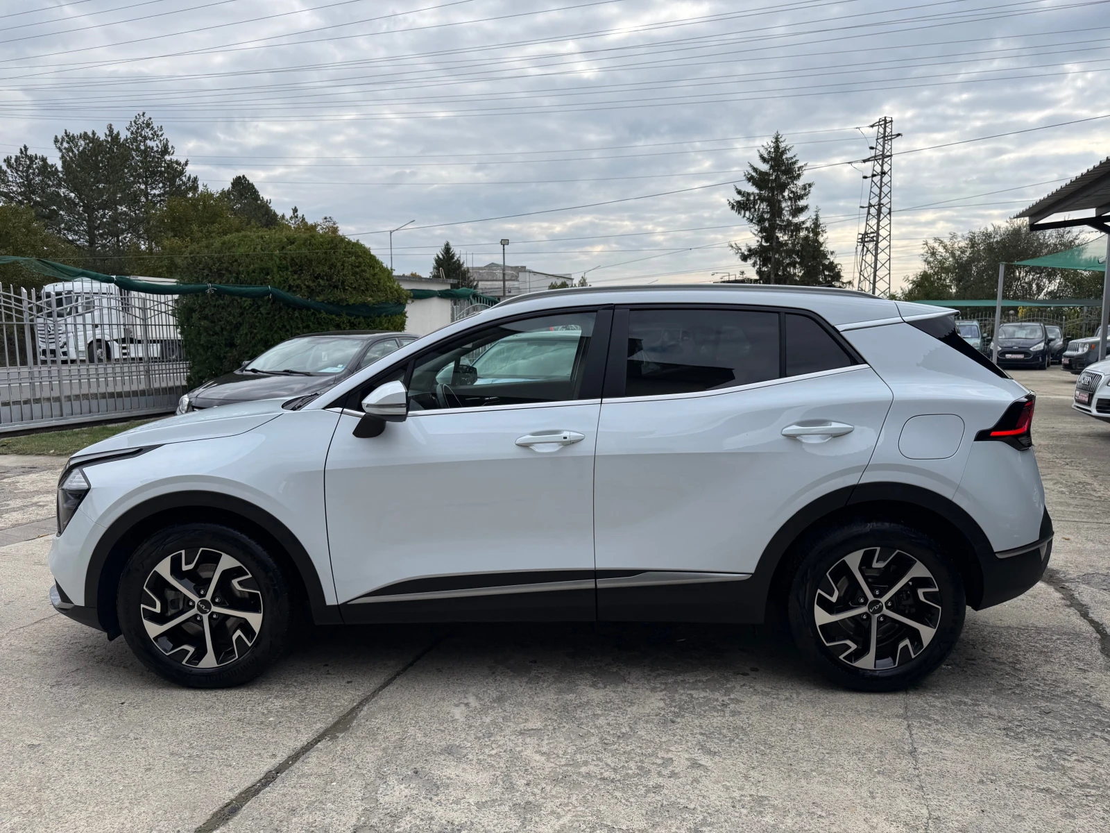 Kia Sportage 1.6T-GDi HEV 230к.с - изображение 4