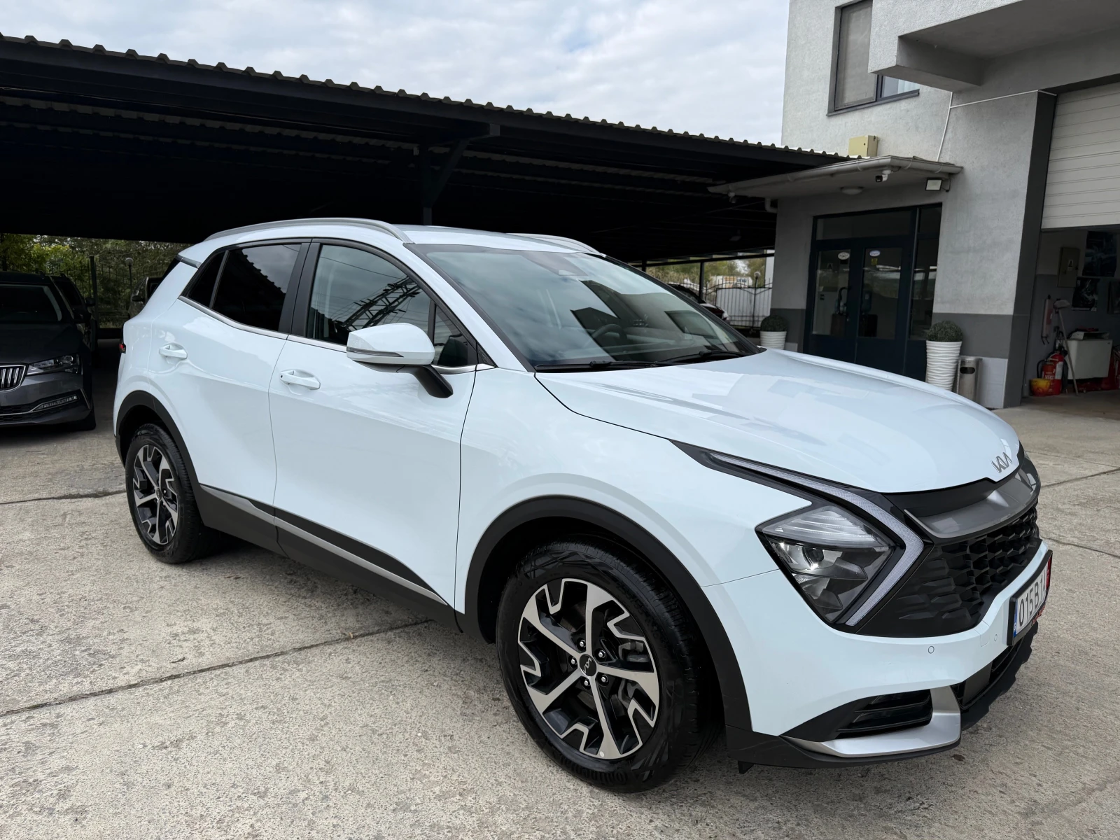 Kia Sportage 1.6T-GDi HEV 230к.с - изображение 3