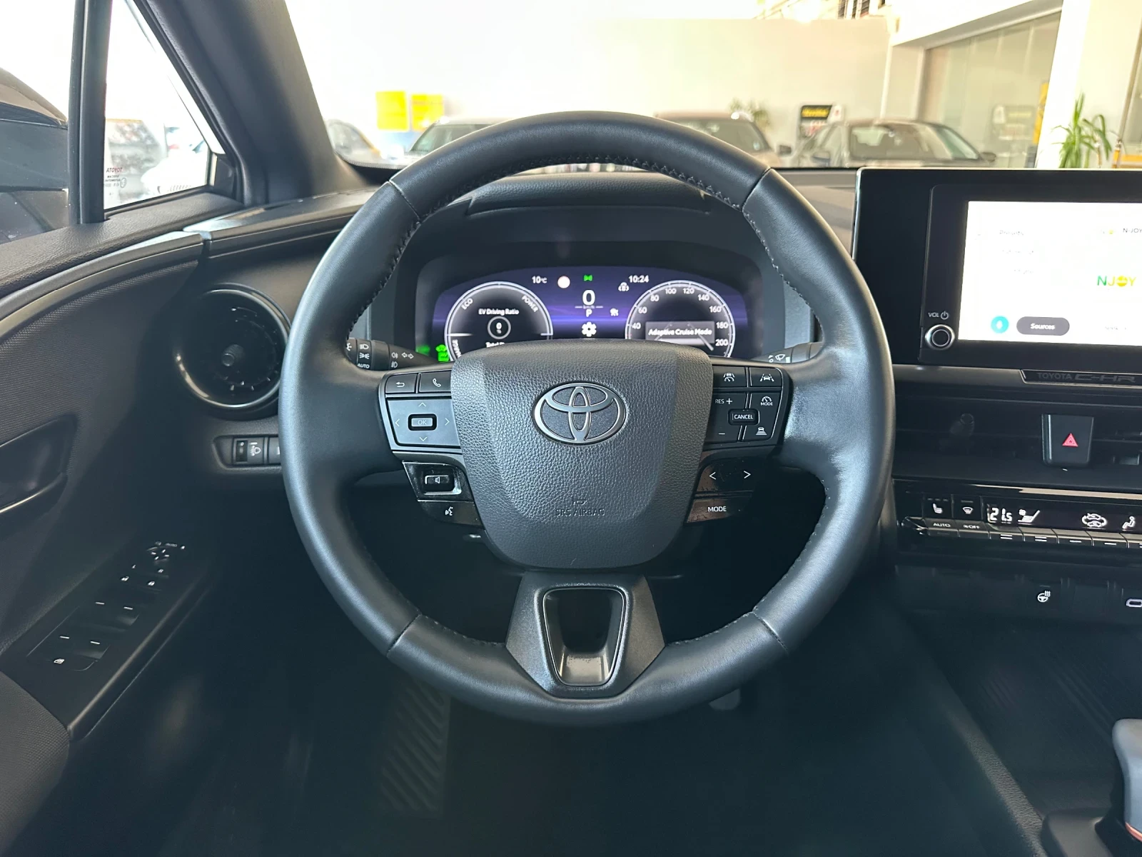 Toyota C-HR Plug-In Hybrid | Mobile.bg   12