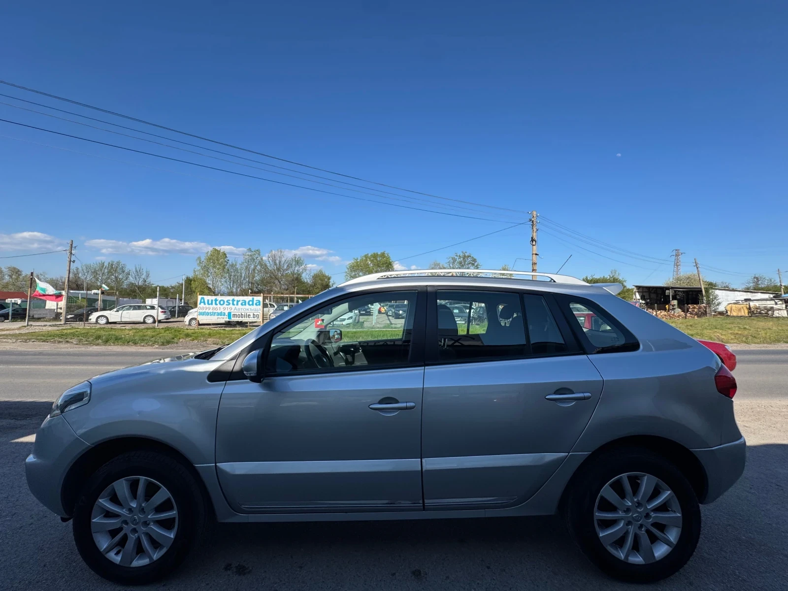 Renault Koleos 2.5 16V SWISS, снимка 4 - Автомобили и джипове - 52877966