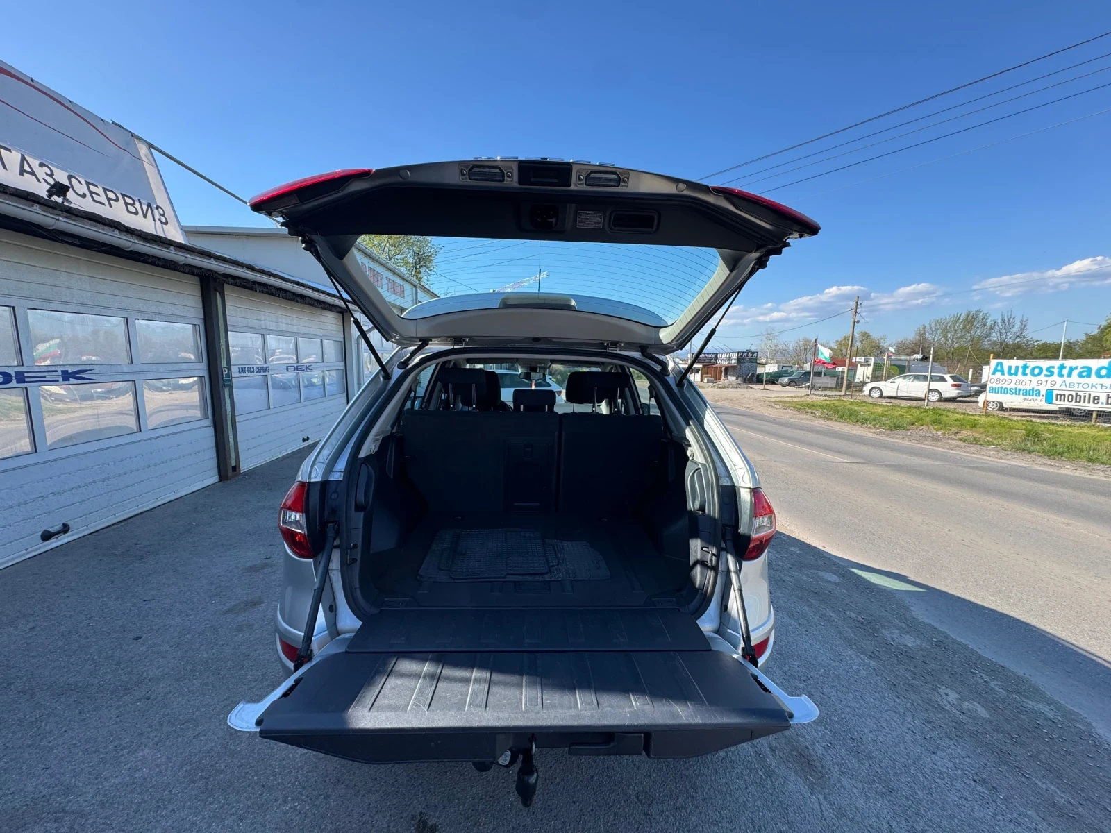 Renault Koleos 2.5 16V SWISS, снимка 13 - Автомобили и джипове - 52877966