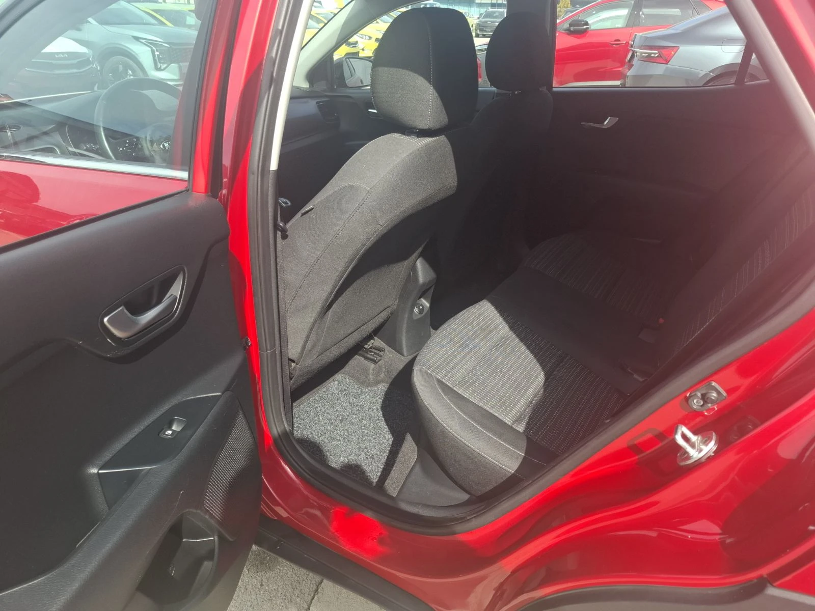 Kia Stonic 1.0 ЕХ ТУРБО  - изображение 7