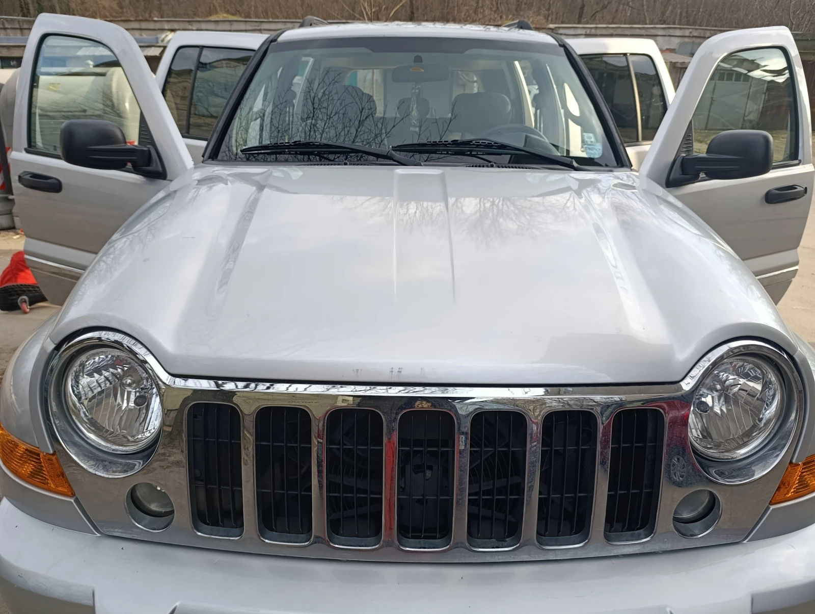 Jeep Cherokee 2.8 CRDI
