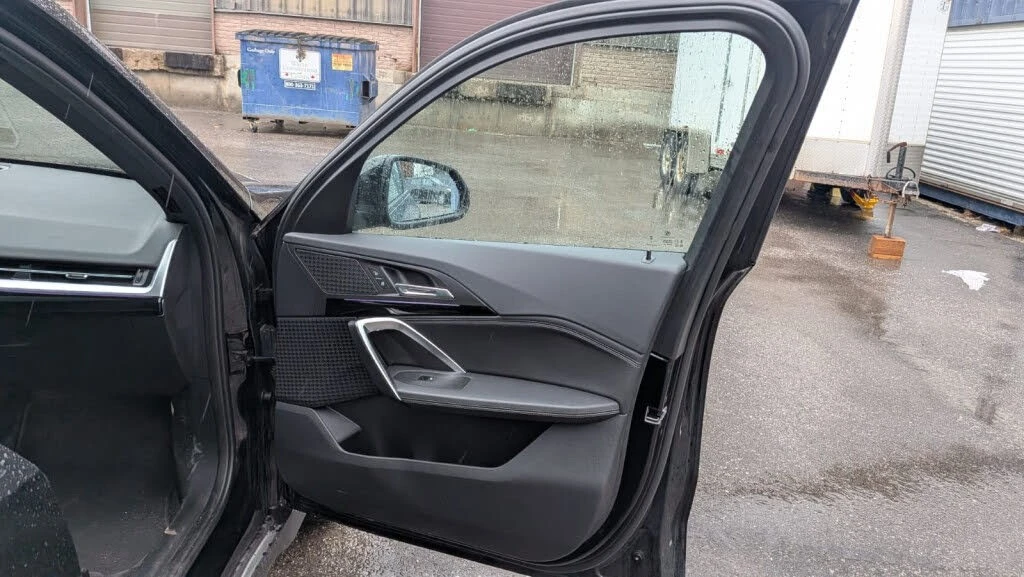 BMW X1 xDrive28i* ����������* (���� �� ��) | Mobile.bg � ����������� 13