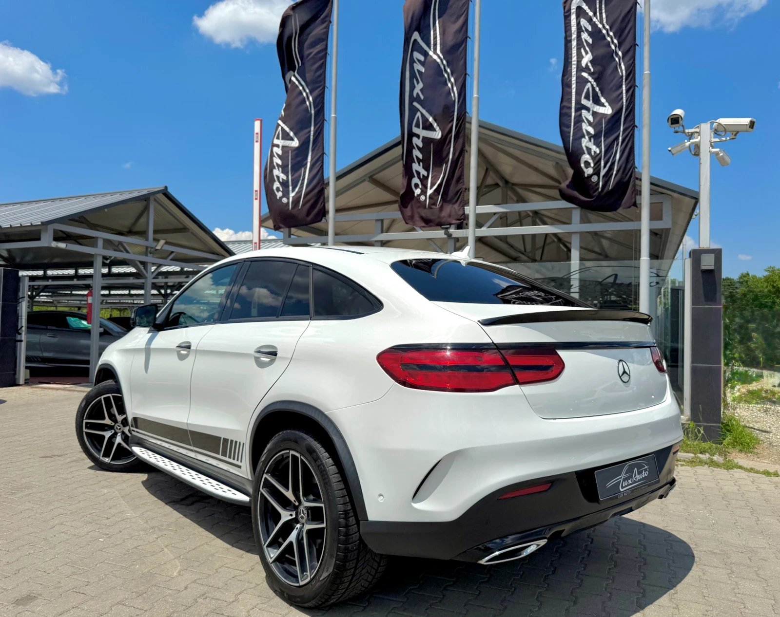Mercedes-Benz GLE Coupe 350d#AMG#PANORAMA#KEYLESS#360* CAM#114840KM, снимка 4 - Автомобили и джипове - 55066085