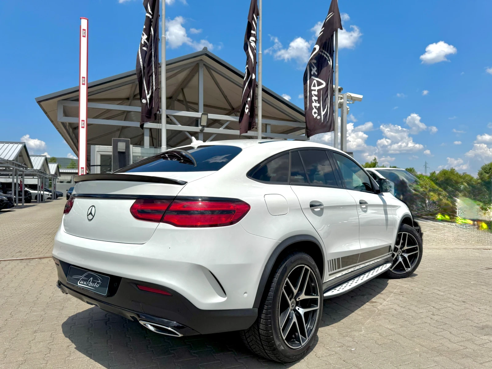 Mercedes-Benz GLE Coupe 350d#AMG#PANORAMA#KEYLESS#360* CAM#114840KM, снимка 5 - Автомобили и джипове - 55066085