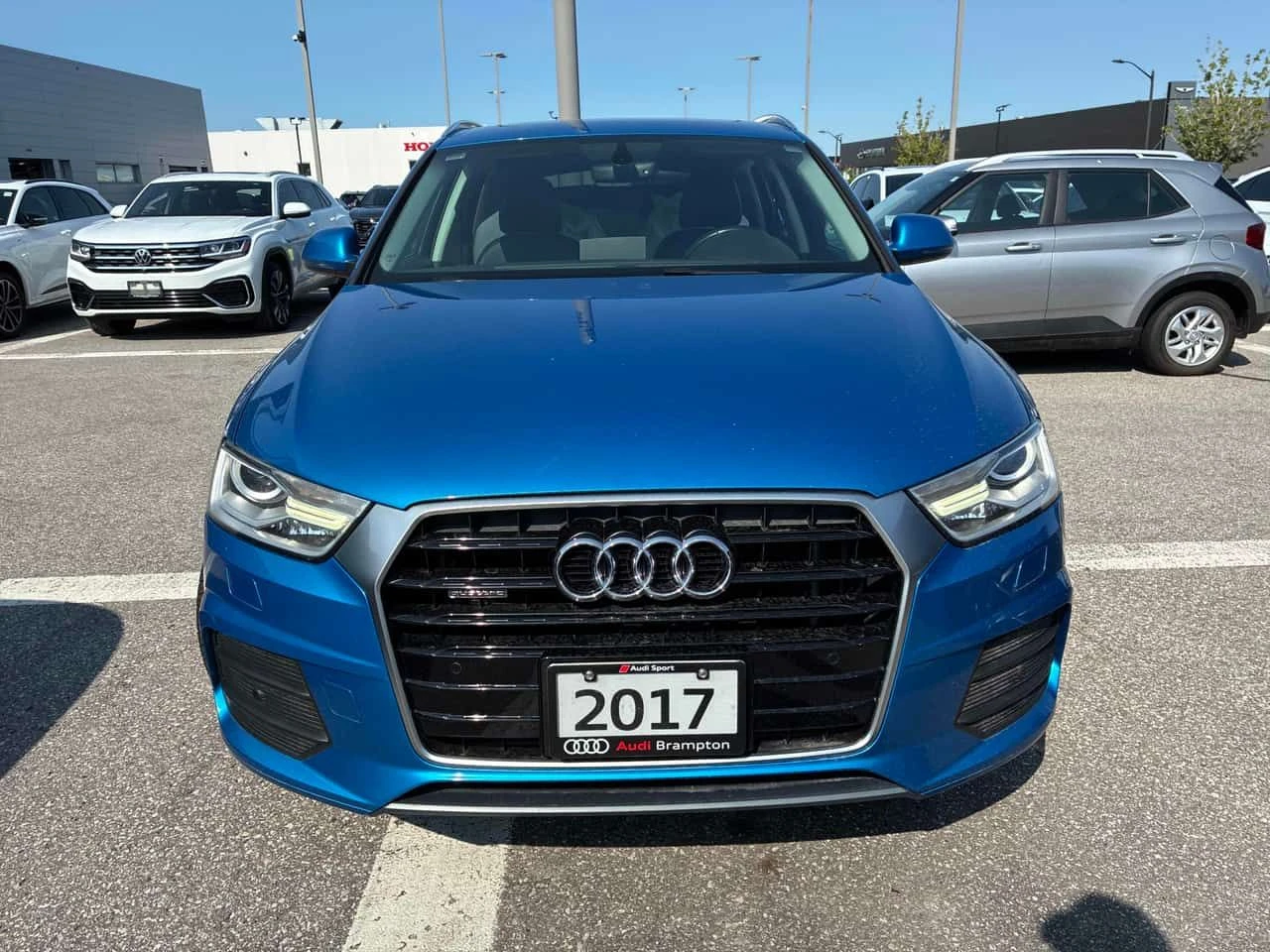 Audi Q3 * PROGRESSIV * АВТОКРЕДИТ БЕЗ ПЪРВОНАЧАЛНА ВНОСКА, снимка 2 - Автомобили и джипове - 55423427