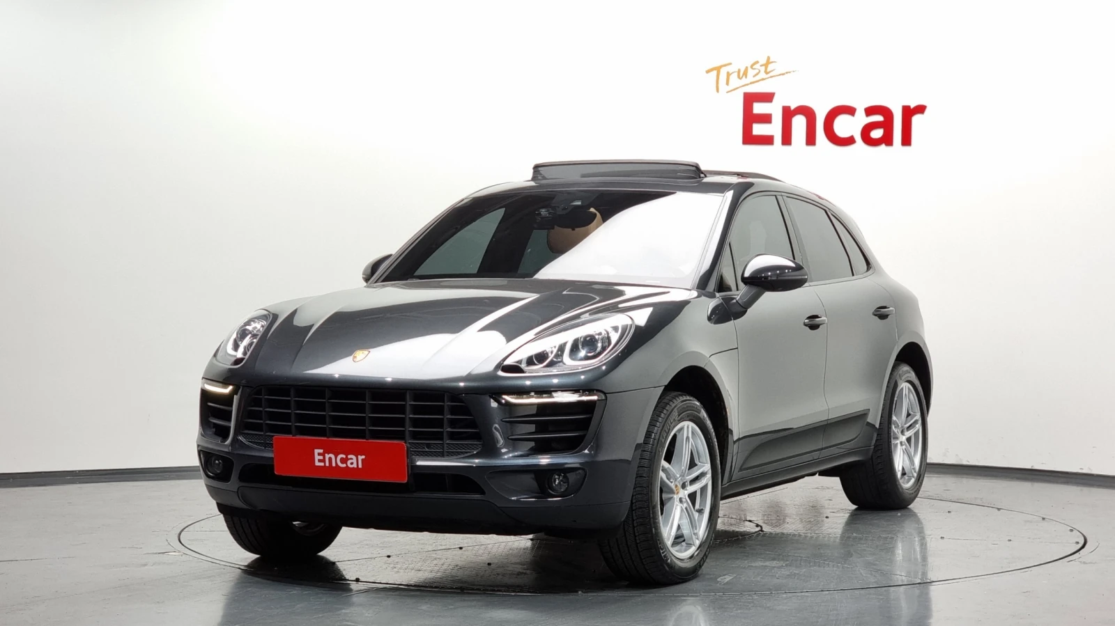 Porsche Macan ЕЛ. БАГАЖНИК* ПОДГРЕВ ВОЛАН* ЛЮК* КРАЙНА ЦЕНА