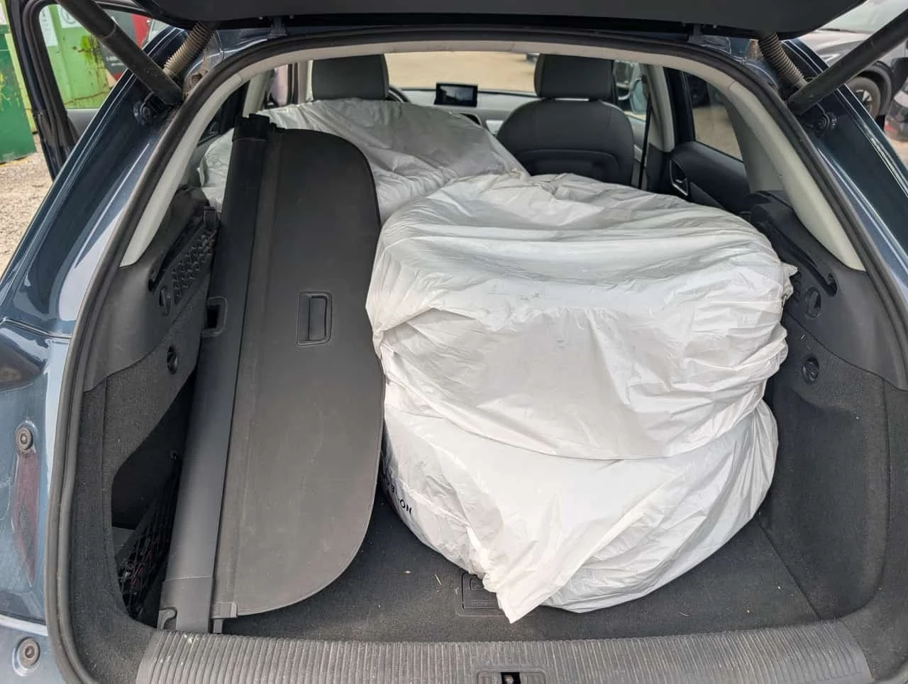 Audi Q3 * Komfort * CARFAX * БЕЗ ПЪРВОНАЧАЛНА ВНОСКА, снимка 16 - Автомобили и джипове - 56170163