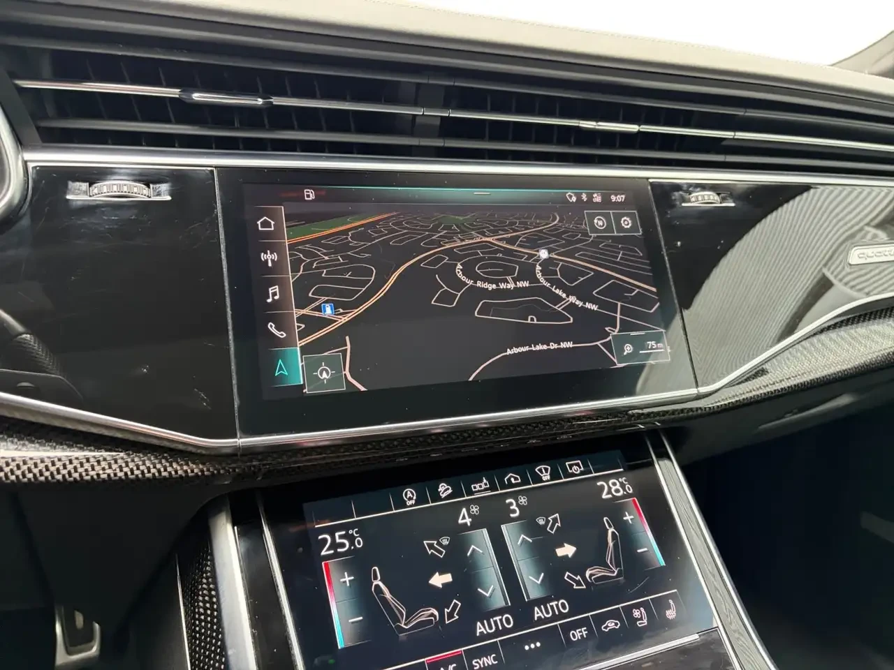 Audi SQ7, снимка 16 - Автомобили и джипове - 56227058