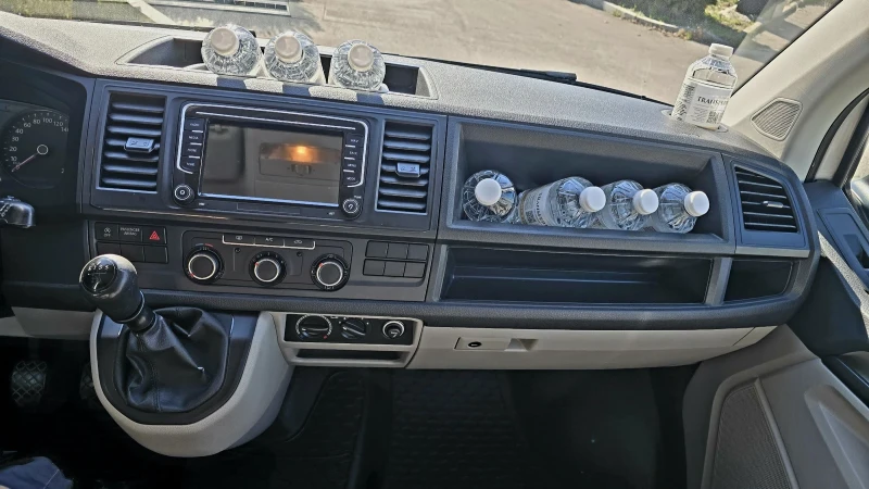 VW Transporter 2.0 TDI T6 LONG, снимка 15 - Бусове и автобуси - 52255482