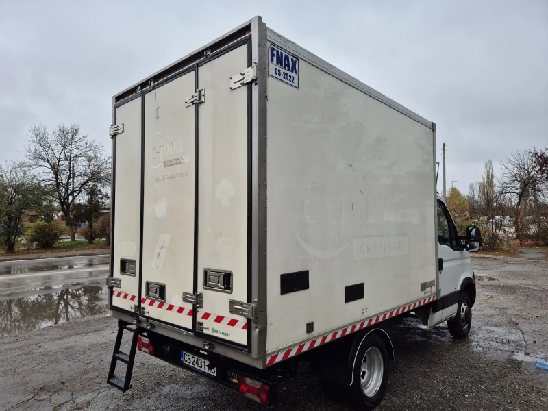 Iveco Daily Хладилен, снимка 4 - Бусове и автобуси - 53356947