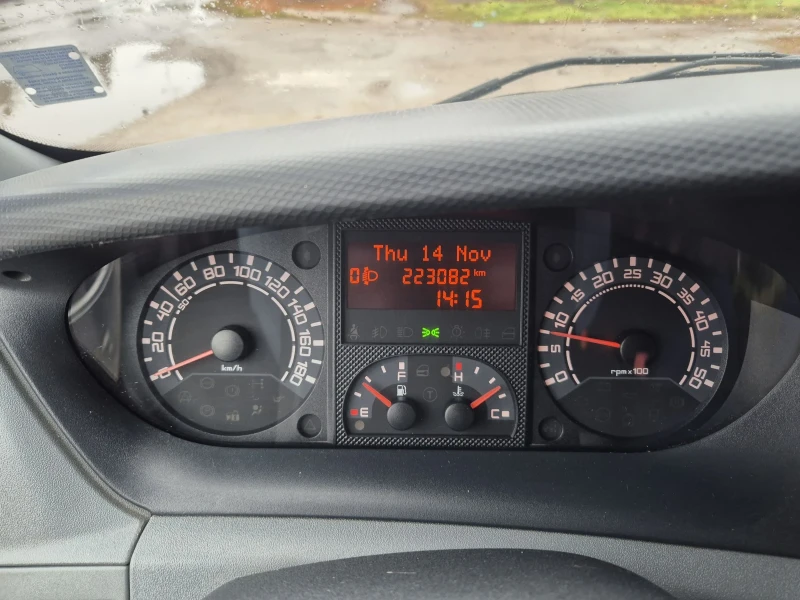 Iveco Daily Хладилен, снимка 13 - Бусове и автобуси - 53356947