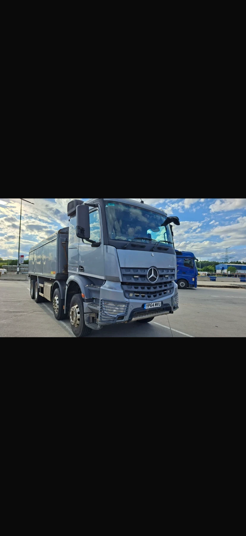 Mercedes-Benz Arocs 3240