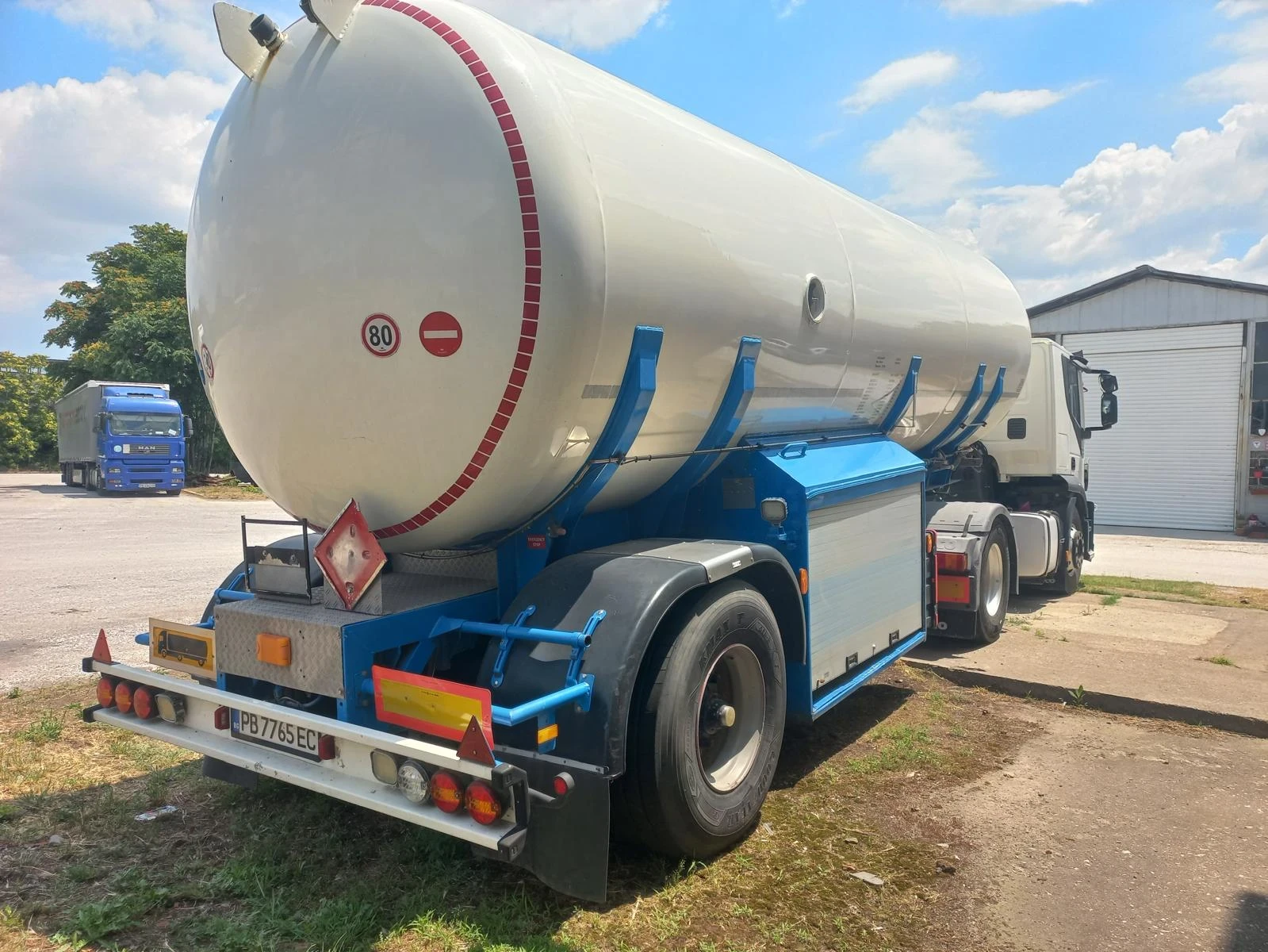 Iveco Stralis 18 400, снимка 10 - Камиони - 55897397