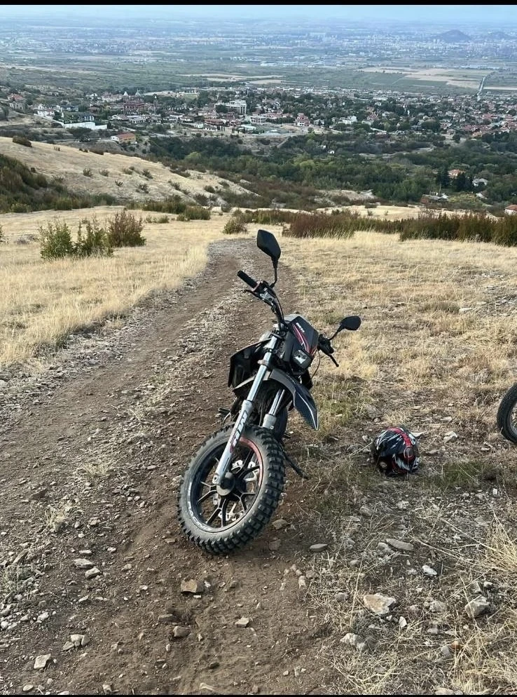 MotorHispania RYZ Кит, снимка 2 - Мотоциклети и мототехника - 52776021