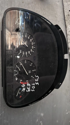       BMW 525 - 87001313 /  88311228
