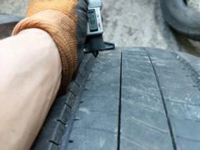 Гуми, снимка 3