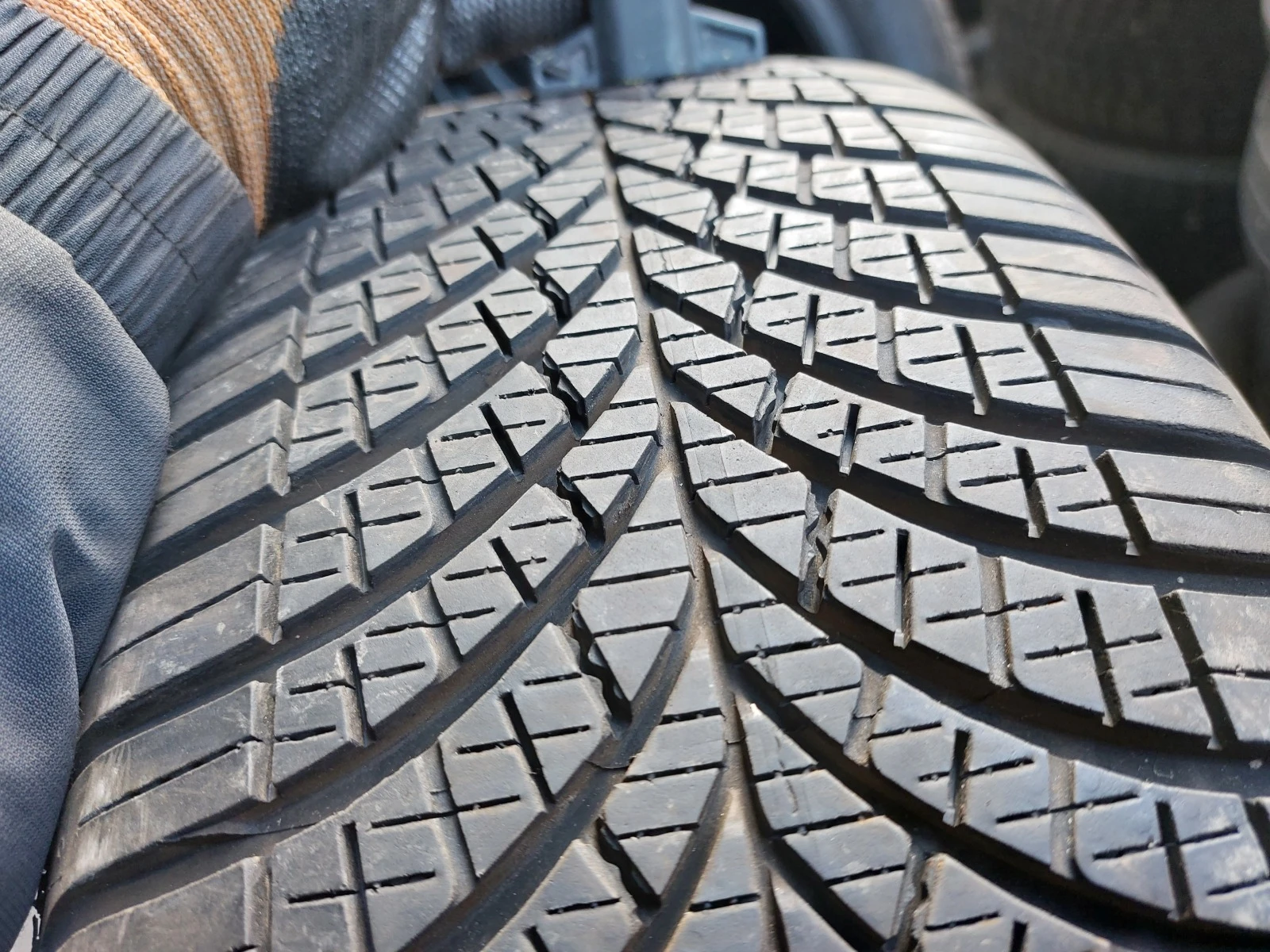 ���� 205/55R16 | Mobile.bg � ����������� 2