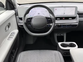 Обява за продажба на Hyundai Ioniq 6 ГАРАНЦИЯ/325HP/TECHNIQ/4X4/CAM/NAVI/CARPLAY/780v ~66 999 лв. - изображение 8 | Auto.bg Обява за продажба на Hyundai Ioniq 6 ГАРАНЦИЯ/325HP/TECHNIQ/4X4/CAM/NAVI/CARPLAY/780v ~66 999 лв. - изображение 8