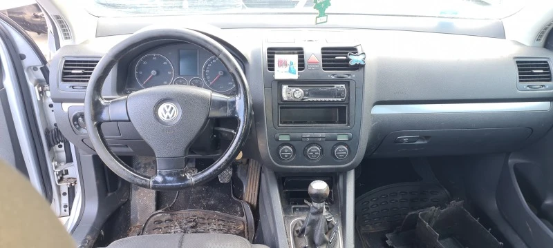 VW Golf 2.0TDI 6-скорости 2бр., снимка 13 - Автомобили и джипове - 29663517