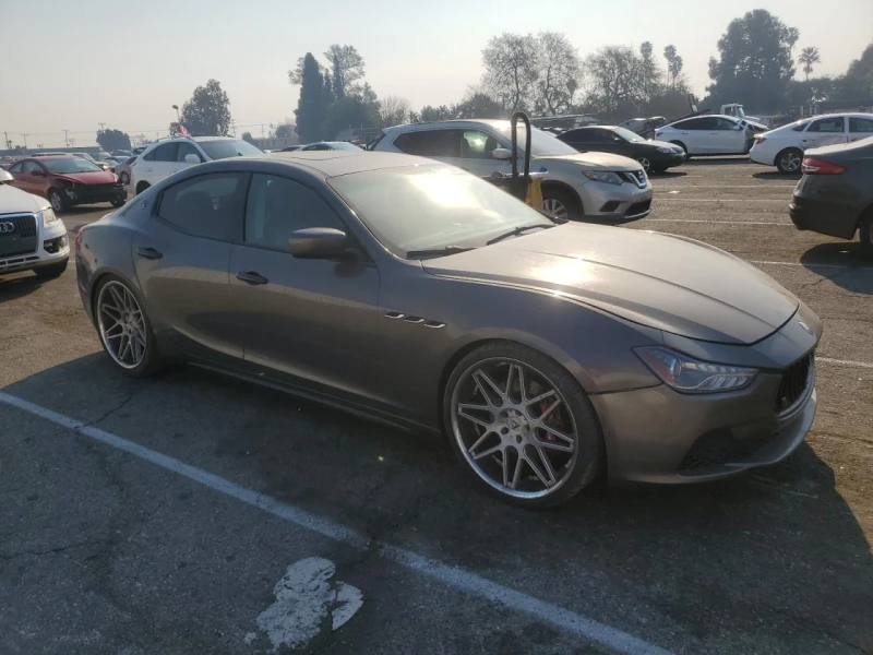 Maserati Ghibli SQ4, снимка 4 - Автомобили и джипове - 48704864